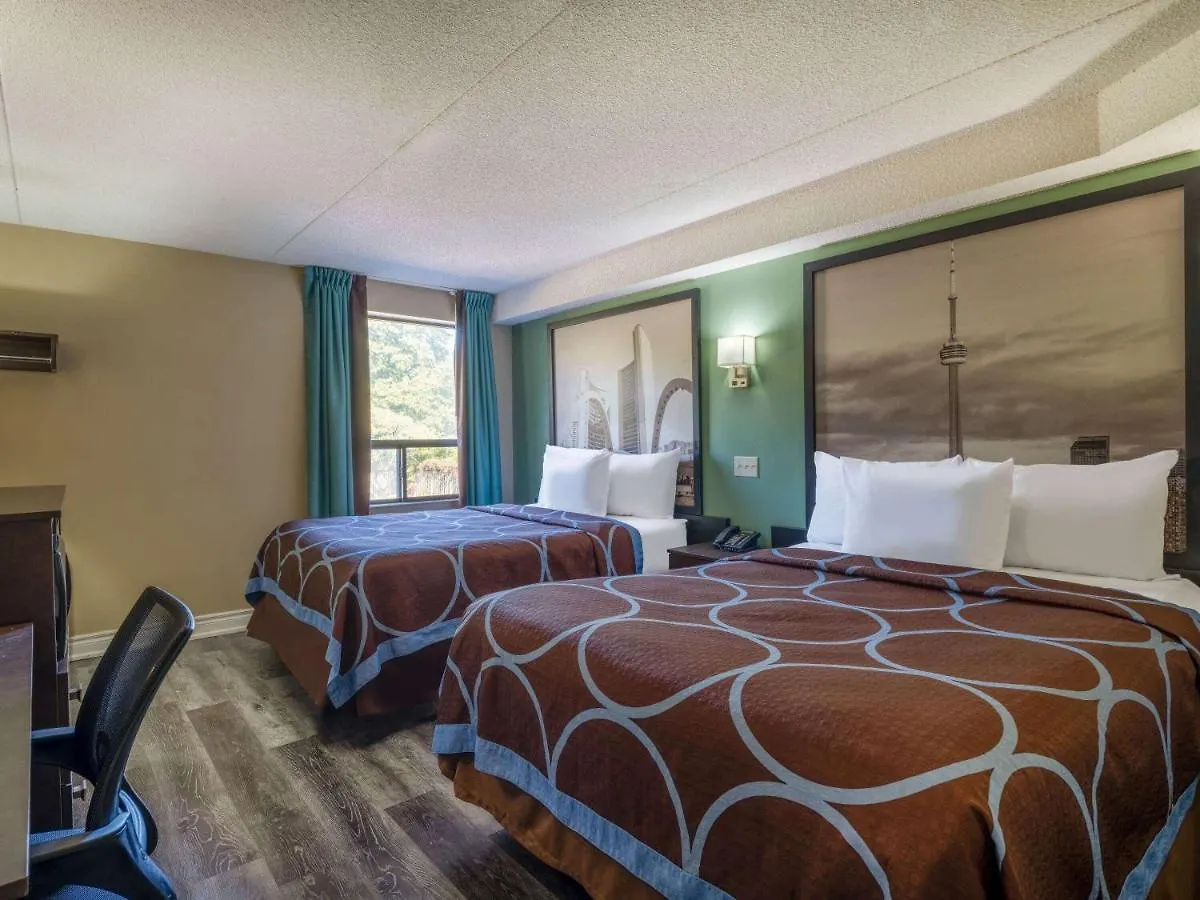 Super 8 By Wyndham Toronto East On Hotel Canada
