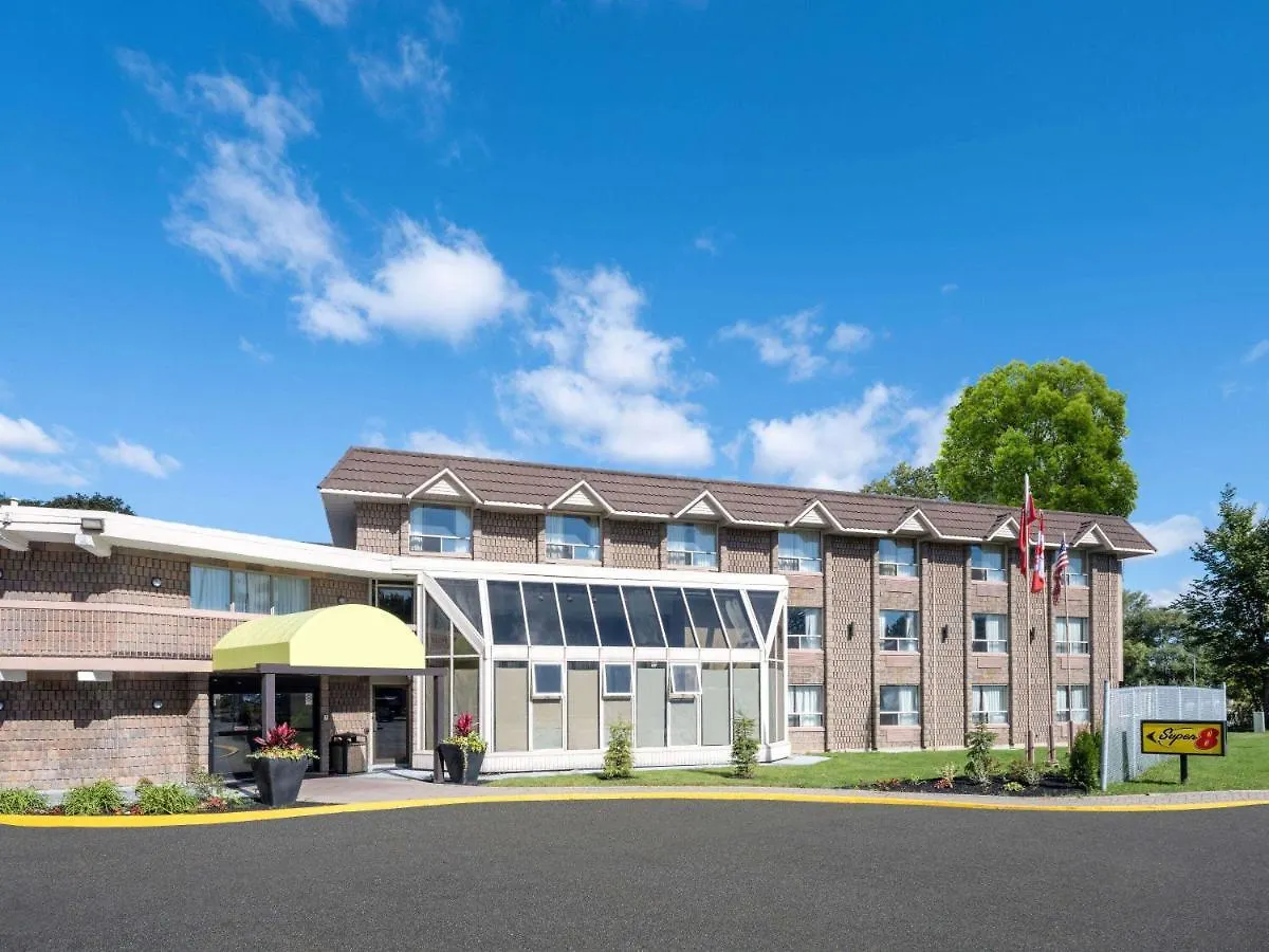 **  Hotel Super 8 By Wyndham Toronto East On Canada